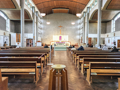 (Middlesex) Our Lady Queen of Apostles (Heston)