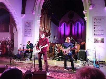(Surrey) St John Anglican Church (Farncombe)